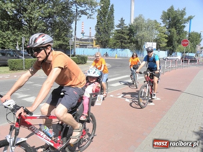 Zdjęcie w galerii na portalu naszraciborz.pl: Pomarańczowo i odjazdowo! wiadomości z regionu