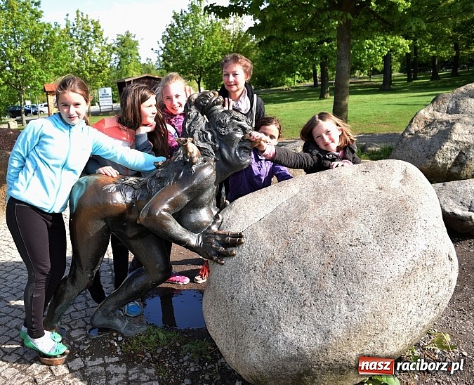 Zdjęcie w galerii na portalu naszraciborz.pl: Bajki i sport pomostem do wnętrza dziecka wiadomości z regionu