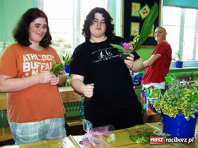 Zdjęcie w galerii na portalu naszraciborz.pl: III Festiwal Nauki i Techniki w Gimnazjum Nr 5 wiadomości z regionu