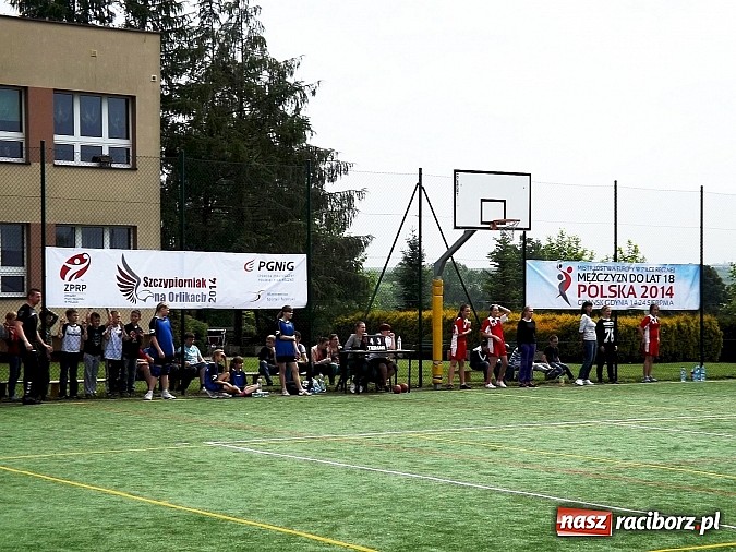 Zdjęcie w galerii na portalu naszraciborz.pl: Wojewódzki Finał Szczypiorniaka pierwszy raz w gminie Pietrowice Wielkie wiadomości z regionu