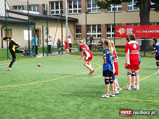 Zdjęcie w galerii na portalu naszraciborz.pl: Wojewódzki Finał Szczypiorniaka pierwszy raz w gminie Pietrowice Wielkie wiadomości z regionu