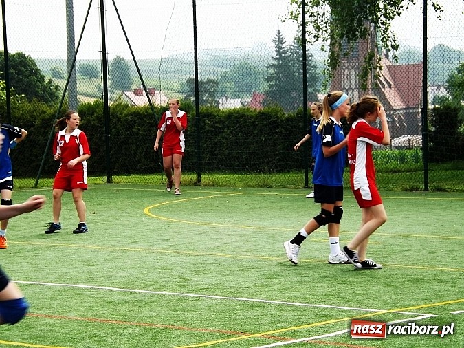 Zdjęcie w galerii na portalu naszraciborz.pl: Wojewódzki Finał Szczypiorniaka pierwszy raz w gminie Pietrowice Wielkie wiadomości z regionu