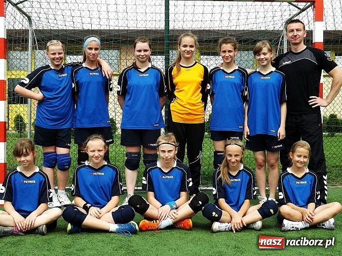 Zdjęcie w galerii na portalu naszraciborz.pl: Wojewódzki Finał Szczypiorniaka pierwszy raz w gminie Pietrowice Wielkie wiadomości z regionu