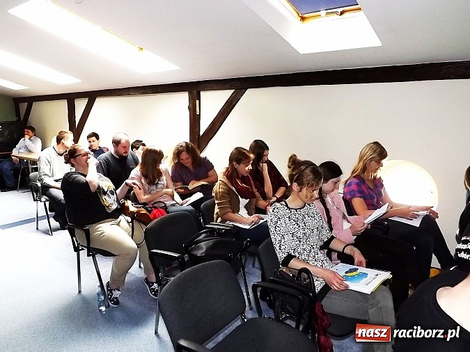 Zdjęcie w galerii na portalu naszraciborz.pl: PWSZ: Czeskie środowisko polityczne na szczeblu regionalnym wiadomości z regionu