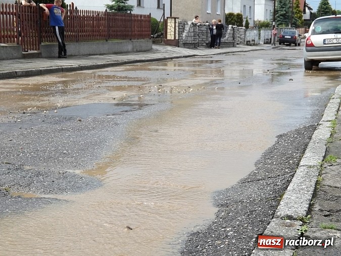 Zdjęcie w galerii na portalu naszraciborz.pl: Sobieskiego zalana drugi raz w ciągu doby  wiadomości z regionu