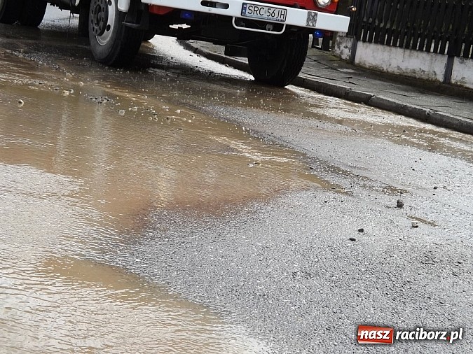Zdjęcie w galerii na portalu naszraciborz.pl: Sobieskiego zalana drugi raz w ciągu doby  wiadomości z regionu