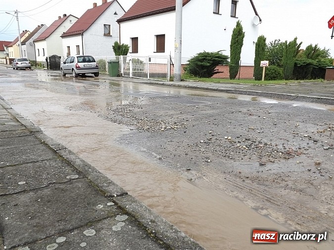 Zdjęcie w galerii na portalu naszraciborz.pl: Sobieskiego zalana drugi raz w ciągu doby  wiadomości z regionu