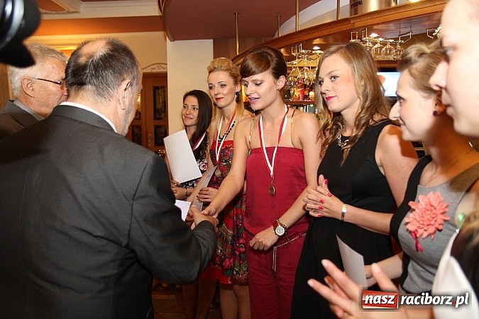 Zdjęcie w galerii na portalu naszraciborz.pl: Tak się bawią studenci wychowania fizycznego! wiadomości z regionu