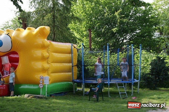 Zdjęcie w galerii na portalu naszraciborz.pl: Rodzinny festyn w kuźniańskim Przedszkolu wiadomości z regionu