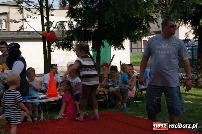 Zdjęcie w galerii na portalu naszraciborz.pl: Rodzinny festyn w kuźniańskim Przedszkolu wiadomości z regionu
