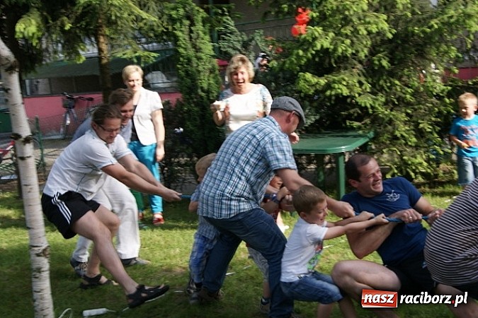 Zdjęcie w galerii na portalu naszraciborz.pl: Rodzinny festyn w kuźniańskim Przedszkolu wiadomości z regionu