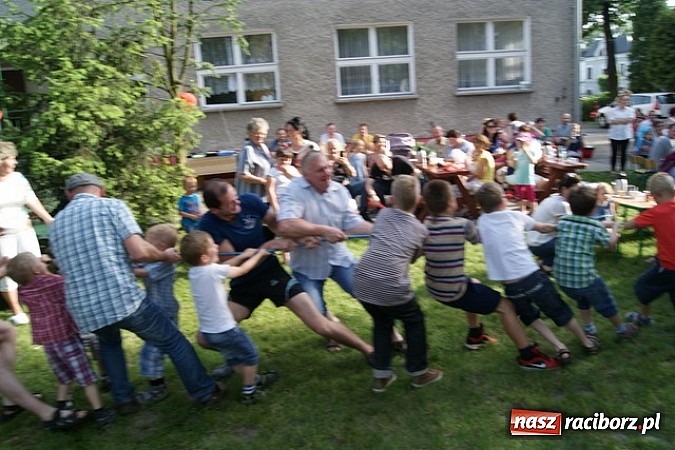 Zdjęcie w galerii na portalu naszraciborz.pl: Rodzinny festyn w kuźniańskim Przedszkolu wiadomości z regionu