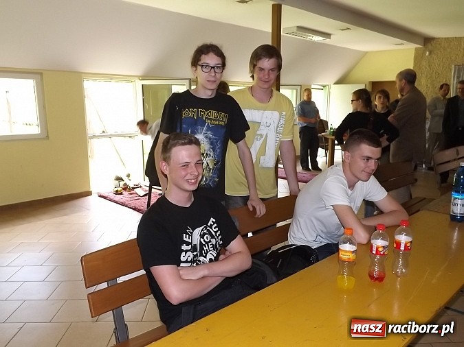 Zdjęcie w galerii na portalu naszraciborz.pl: Płeć piękna prowadzi w zawodach strzeleckich! wiadomości z regionu