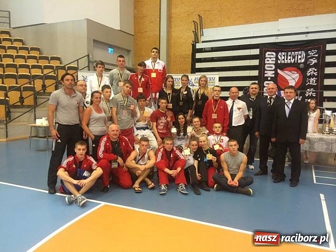 Zdjęcie w galerii na portalu naszraciborz.pl: Łamatorzy z sukcesem startowali w Szwecji  wiadomości z regionu