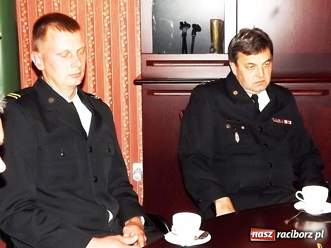 Zdjęcie w galerii na portalu naszraciborz.pl: Prezydent wręczył nagrody zasłużonym mundurowym i mechanikowi wiadomości z regionu