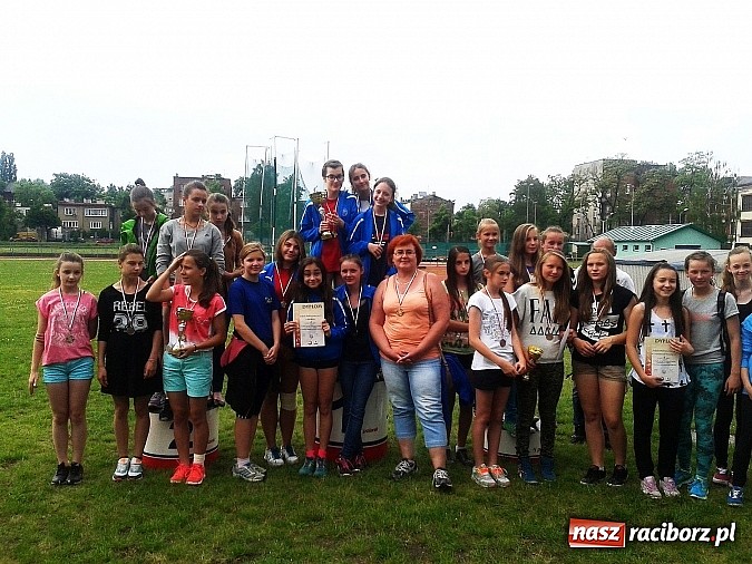 Zdjęcie w galerii na portalu naszraciborz.pl: SP 15 po raz kolejny najlepsza wiadomości z regionu