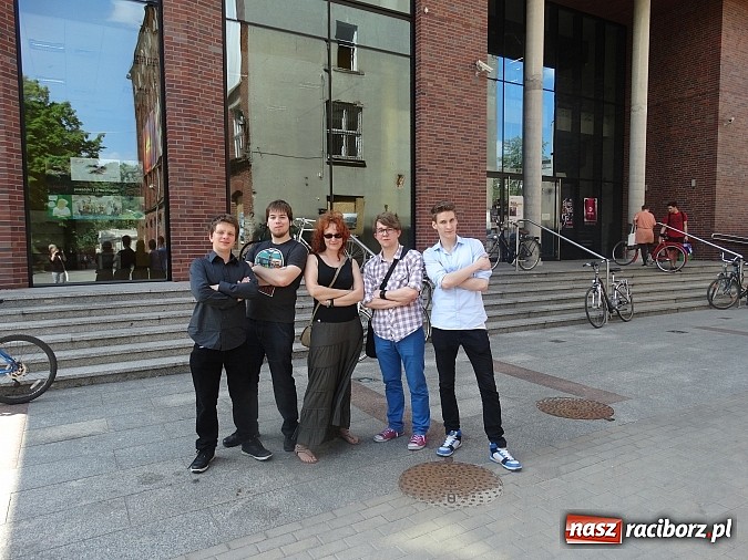 Zdjęcie w galerii na portalu naszraciborz.pl: 4 Ściana II z MDK laureatem łódzkiego konkursu filmowego Lektury w kadrze!! wiadomości z regionu