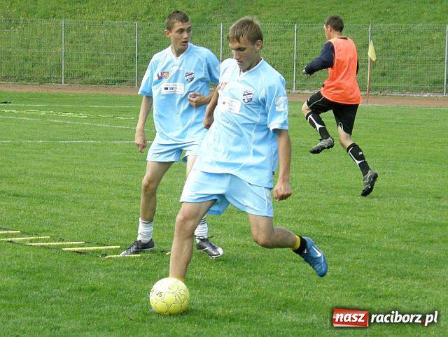 Zdjęcie w galerii na portalu naszraciborz.pl: Potrenowali i zagrali wiadomości z regionu