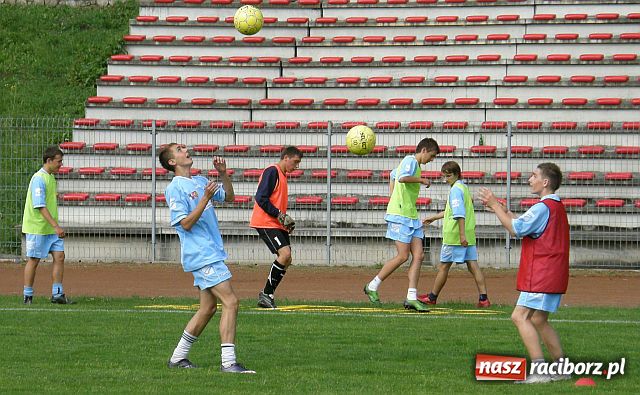 Zdjęcie w galerii na portalu naszraciborz.pl: Potrenowali i zagrali wiadomości z regionu