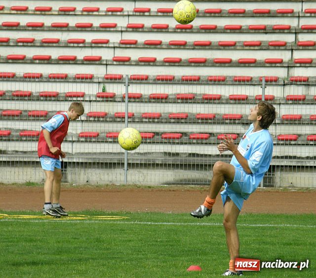 Zdjęcie w galerii na portalu naszraciborz.pl: Potrenowali i zagrali wiadomości z regionu