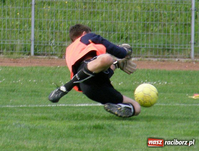 Zdjęcie w galerii na portalu naszraciborz.pl: Potrenowali i zagrali wiadomości z regionu