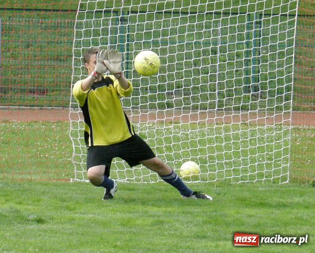 Zdjęcie w galerii na portalu naszraciborz.pl: Potrenowali i zagrali wiadomości z regionu