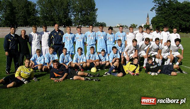 Zdjęcie w galerii na portalu naszraciborz.pl: Potrenowali i zagrali wiadomości z regionu