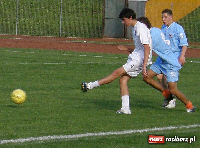 Zdjęcie w galerii na portalu naszraciborz.pl: Potrenowali i zagrali wiadomości z regionu