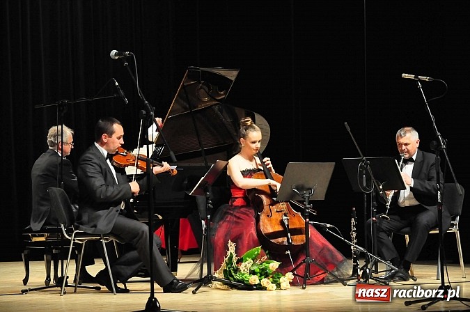 Zdjęcie w galerii na portalu naszraciborz.pl: Jubileuszowy koncert z okazji 10-lecia Kwartetu Bramy Morawskiej wiadomości z regionu