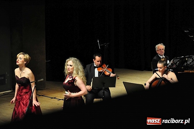 Zdjęcie w galerii na portalu naszraciborz.pl: Jubileuszowy koncert z okazji 10-lecia Kwartetu Bramy Morawskiej wiadomości z regionu