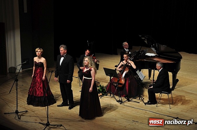 Zdjęcie w galerii na portalu naszraciborz.pl: Jubileuszowy koncert z okazji 10-lecia Kwartetu Bramy Morawskiej wiadomości z regionu