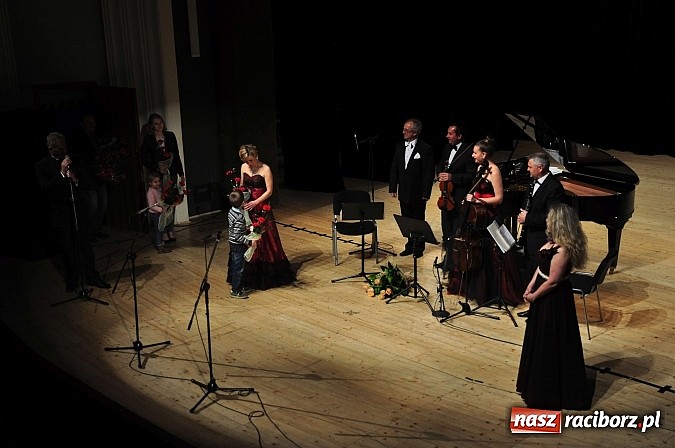 Zdjęcie w galerii na portalu naszraciborz.pl: Jubileuszowy koncert z okazji 10-lecia Kwartetu Bramy Morawskiej wiadomości z regionu