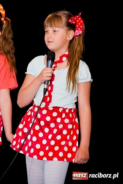 Zdjęcie w galerii na portalu naszraciborz.pl: Powiatowy Festiwal Twórczości Artystycznej - koncert galowy w Strzesze  wiadomości z regionu