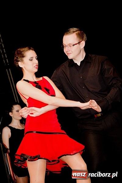 Zdjęcie w galerii na portalu naszraciborz.pl: Powiatowy Festiwal Twórczości Artystycznej - koncert galowy w Strzesze  wiadomości z regionu