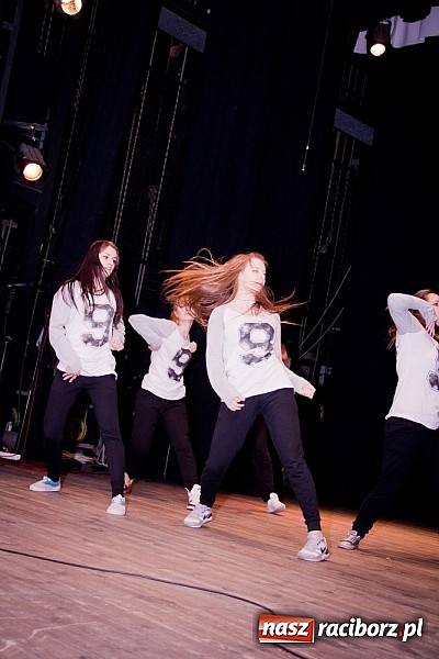 Zdjęcie w galerii na portalu naszraciborz.pl: Powiatowy Festiwal Twórczości Artystycznej - koncert galowy w Strzesze  wiadomości z regionu