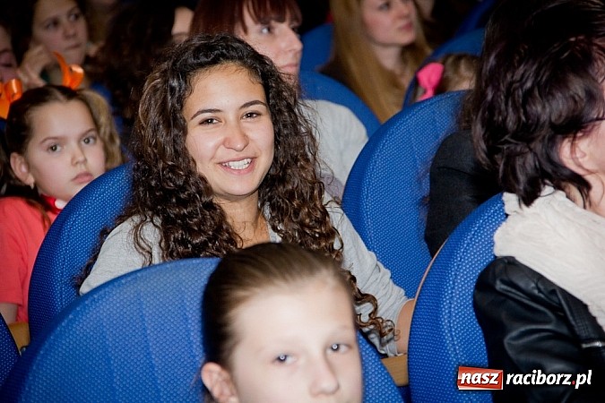 Zdjęcie w galerii na portalu naszraciborz.pl: Powiatowy Festiwal Twórczości Artystycznej - koncert galowy w Strzesze  wiadomości z regionu