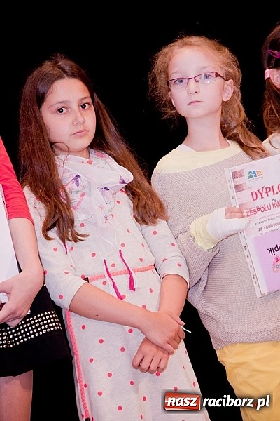 Zdjęcie w galerii na portalu naszraciborz.pl: Powiatowy Festiwal Twórczości Artystycznej - koncert galowy w Strzesze  wiadomości z regionu