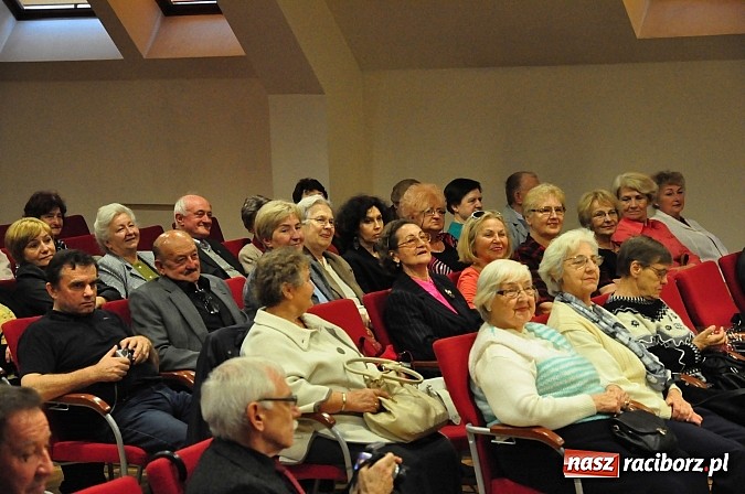 Zdjęcie w galerii na portalu naszraciborz.pl: Lwowska Fala zawitała na raciborski zamek wiadomości z regionu