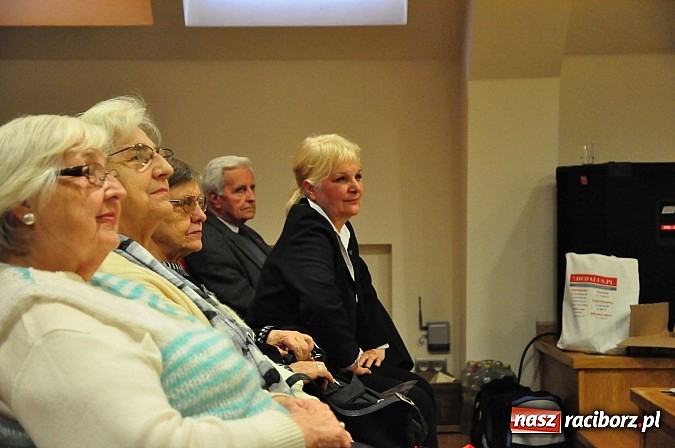 Zdjęcie w galerii na portalu naszraciborz.pl: Lwowska Fala zawitała na raciborski zamek wiadomości z regionu