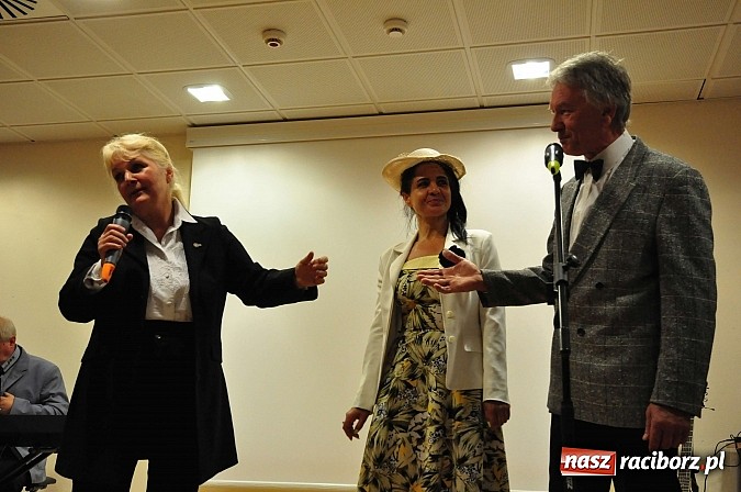 Zdjęcie w galerii na portalu naszraciborz.pl: Lwowska Fala zawitała na raciborski zamek wiadomości z regionu