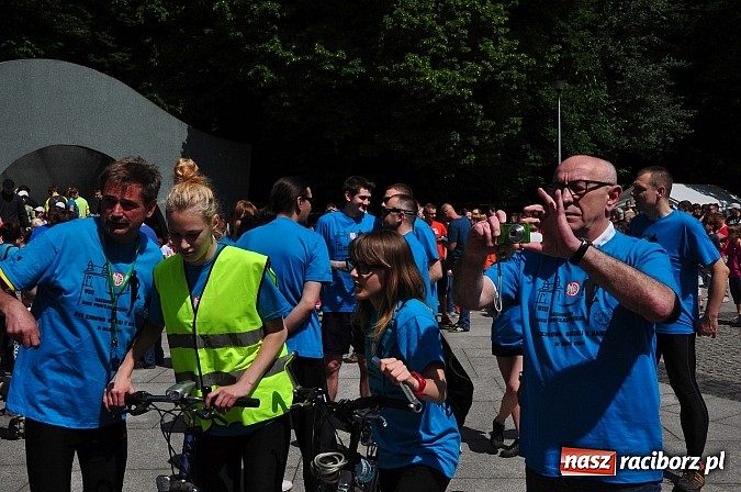 Zdjęcie w galerii na portalu naszraciborz.pl: VIII Raciborski Bieg Profilaktyczny, tym razem w parku Roth wiadomości z regionu