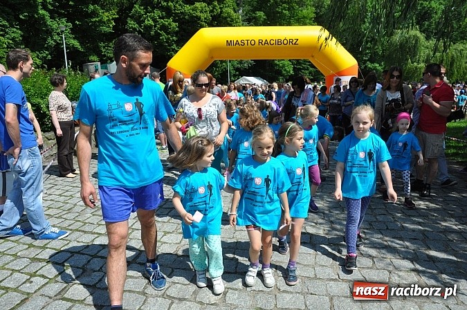 Zdjęcie w galerii na portalu naszraciborz.pl: VIII Raciborski Bieg Profilaktyczny, tym razem w parku Roth wiadomości z regionu