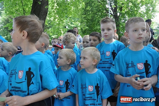 Zdjęcie w galerii na portalu naszraciborz.pl: VIII Raciborski Bieg Profilaktyczny, tym razem w parku Roth wiadomości z regionu