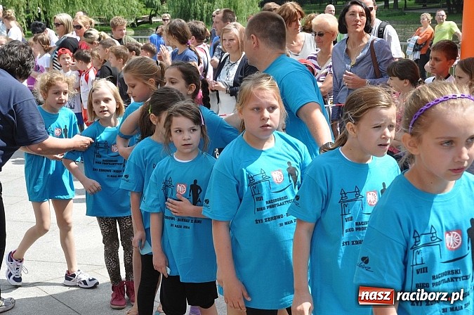 Zdjęcie w galerii na portalu naszraciborz.pl: VIII Raciborski Bieg Profilaktyczny, tym razem w parku Roth wiadomości z regionu