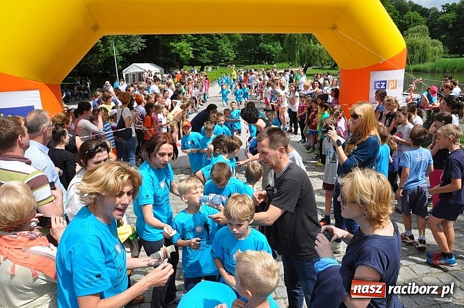 Zdjęcie w galerii na portalu naszraciborz.pl: VIII Raciborski Bieg Profilaktyczny, tym razem w parku Roth wiadomości z regionu