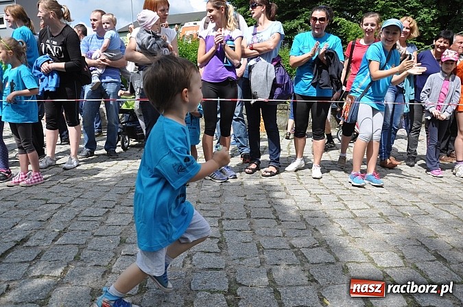 Zdjęcie w galerii na portalu naszraciborz.pl: VIII Raciborski Bieg Profilaktyczny, tym razem w parku Roth wiadomości z regionu