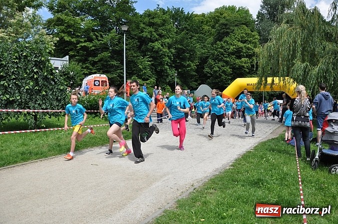Zdjęcie w galerii na portalu naszraciborz.pl: VIII Raciborski Bieg Profilaktyczny, tym razem w parku Roth wiadomości z regionu