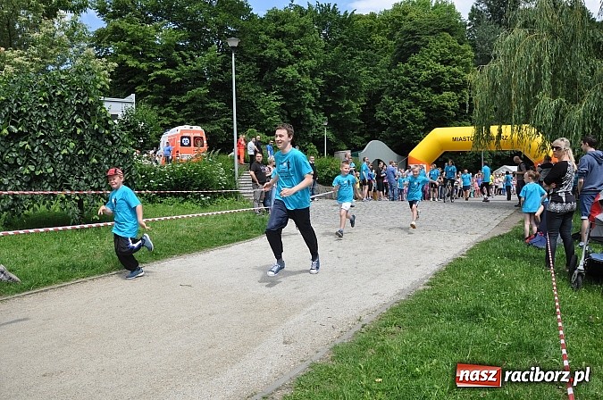 Zdjęcie w galerii na portalu naszraciborz.pl: VIII Raciborski Bieg Profilaktyczny, tym razem w parku Roth wiadomości z regionu