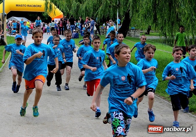 Zdjęcie w galerii na portalu naszraciborz.pl: VIII Raciborski Bieg Profilaktyczny, tym razem w parku Roth wiadomości z regionu