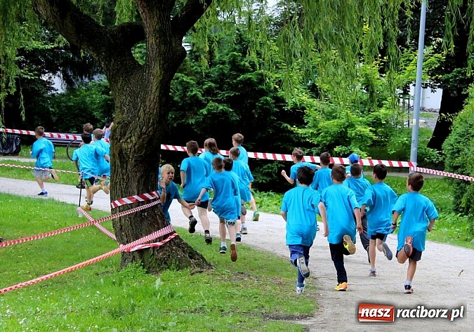 Zdjęcie w galerii na portalu naszraciborz.pl: VIII Raciborski Bieg Profilaktyczny, tym razem w parku Roth wiadomości z regionu